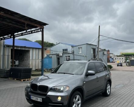 Серый БМВ Х5, объемом двигателя 3 л и пробегом 243 тыс. км за 11000 $, фото 1 на Automoto.ua