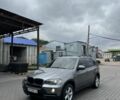 Серый БМВ Х5, объемом двигателя 3 л и пробегом 243 тыс. км за 11000 $, фото 1 на Automoto.ua