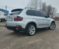 Серый БМВ Х5, объемом двигателя 4.8 л и пробегом 300 тыс. км за 9500 $, фото 14 на Automoto.ua