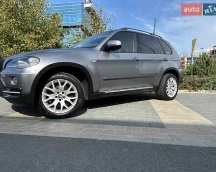 Серый БМВ Х5, объемом двигателя 3 л и пробегом 307 тыс. км за 15900 $, фото 6 на Automoto.ua