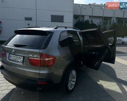 Серый БМВ Х5, объемом двигателя 3 л и пробегом 307 тыс. км за 15900 $, фото 9 на Automoto.ua