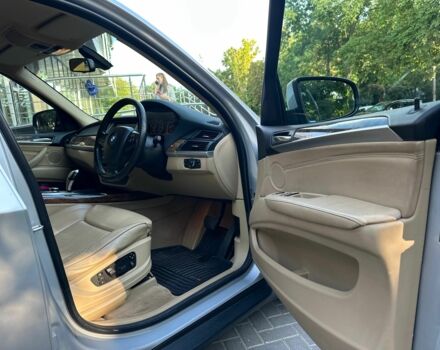 Серый БМВ Х5, объемом двигателя 3 л и пробегом 159 тыс. км за 5500 $, фото 6 на Automoto.ua