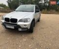 Серый БМВ Х5, объемом двигателя 3 л и пробегом 330 тыс. км за 12850 $, фото 2 на Automoto.ua