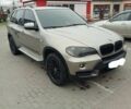 Серый БМВ Х5, объемом двигателя 3 л и пробегом 450 тыс. км за 12500 $, фото 2 на Automoto.ua