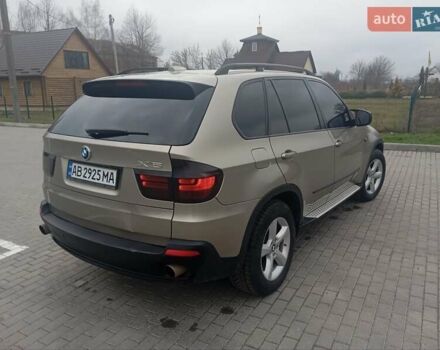 Серый БМВ Х5, объемом двигателя 3 л и пробегом 350 тыс. км за 8600 $, фото 2 на Automoto.ua