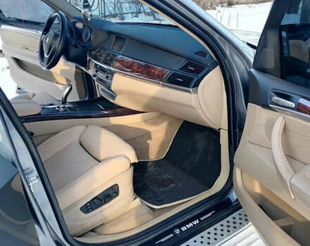 Сірий БМВ Х5, об'ємом двигуна 4.8 л та пробігом 210 тис. км за 12500 $, фото 3 на Automoto.ua
