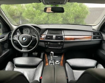 Серый БМВ Х5, объемом двигателя 3 л и пробегом 265 тыс. км за 13500 $, фото 16 на Automoto.ua