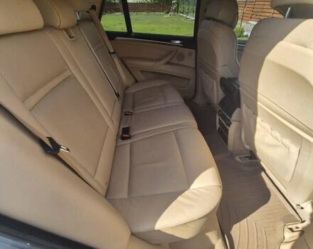 Серый БМВ Х5, объемом двигателя 4.8 л и пробегом 207 тыс. км за 17000 $, фото 7 на Automoto.ua