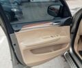 Серый БМВ Х5, объемом двигателя 3 л и пробегом 450 тыс. км за 12500 $, фото 9 на Automoto.ua