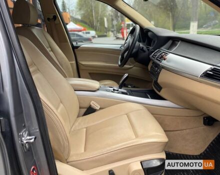 Серый БМВ Х5, объемом двигателя 3 л и пробегом 243 тыс. км за 14600 $, фото 12 на Automoto.ua