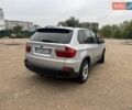 Серый БМВ Х5, объемом двигателя 3 л и пробегом 330 тыс. км за 12850 $, фото 5 на Automoto.ua