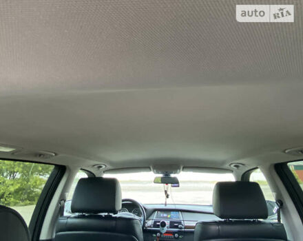 Серый БМВ Х5, объемом двигателя 3 л и пробегом 237 тыс. км за 13700 $, фото 12 на Automoto.ua