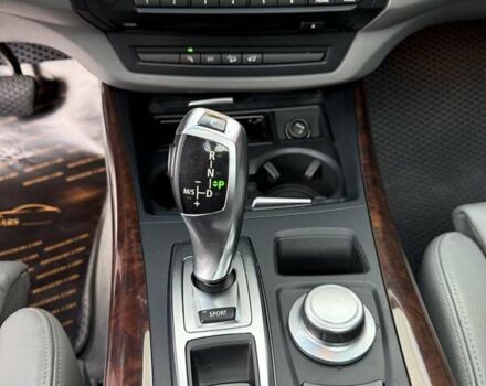 Серый БМВ Х5, объемом двигателя 3 л и пробегом 160 тыс. км за 12500 $, фото 14 на Automoto.ua