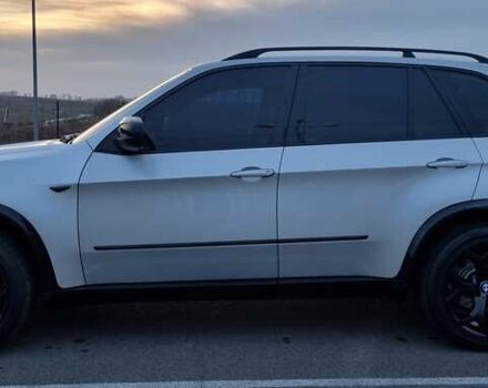 Серый БМВ Х5, объемом двигателя 3 л и пробегом 290 тыс. км за 19999 $, фото 10 на Automoto.ua