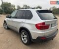 Серый БМВ Х5, объемом двигателя 3 л и пробегом 330 тыс. км за 12850 $, фото 3 на Automoto.ua
