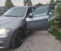 Серый БМВ Х5, объемом двигателя 3 л и пробегом 390 тыс. км за 11500 $, фото 3 на Automoto.ua