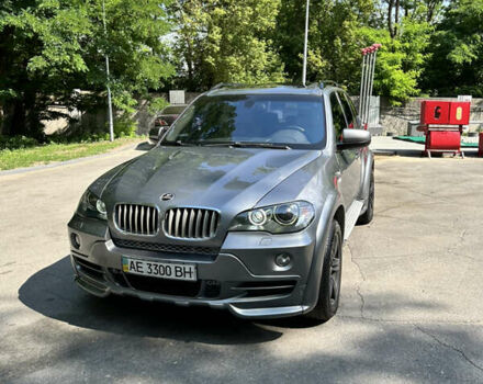 БМВ Х5 2007 в Днепре (Днепропетровске) на Automoto.ua Серый БМВ Х5, объемом двигателя 4.8 л и пробегом 234 тыс. км за 12350 $, фото 1 на Automoto.ua