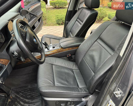 Сірий БМВ Х5, об'ємом двигуна 3 л та пробігом 300 тис. км за 11600 $, фото 37 на Automoto.ua