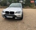 Серый БМВ Х5, объемом двигателя 3 л и пробегом 330 тыс. км за 12850 $, фото 1 на Automoto.ua