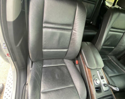 Серый БМВ Х5, объемом двигателя 3 л и пробегом 237 тыс. км за 13700 $, фото 19 на Automoto.ua