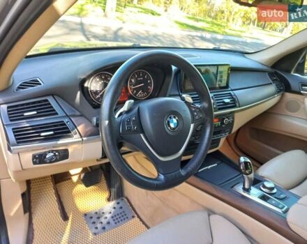 БМВ Х5 2007 в Одессе на Automoto.ua Серый БМВ Х5, объемом двигателя 3 л и пробегом 319 тыс. км за 13500 $, фото 12 на Automoto.ua