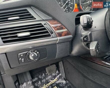 Сірий БМВ Х5, об'ємом двигуна 3 л та пробігом 240 тис. км за 10900 $, фото 50 на Automoto.ua