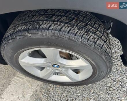 Сірий БМВ Х5, об'ємом двигуна 3 л та пробігом 240 тис. км за 10900 $, фото 58 на Automoto.ua