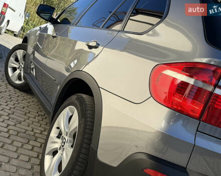 Сірий БМВ Х5, об'ємом двигуна 3 л та пробігом 260 тис. км за 11700 $, фото 28 на Automoto.ua