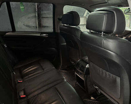 Серый БМВ Х5, объемом двигателя 3 л и пробегом 266 тыс. км за 13100 $, фото 10 на Automoto.ua