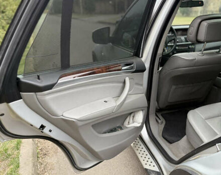 Серый БМВ Х5, объемом двигателя 3 л и пробегом 223 тыс. км за 13499 $, фото 21 на Automoto.ua