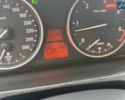 Серый БМВ Х5, объемом двигателя 3 л и пробегом 235 тыс. км за 17500 $, фото 26 на Automoto.ua