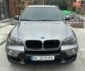 Серый БМВ Х5, объемом двигателя 3 л и пробегом 240 тыс. км за 11000 $, фото 2 на Automoto.ua