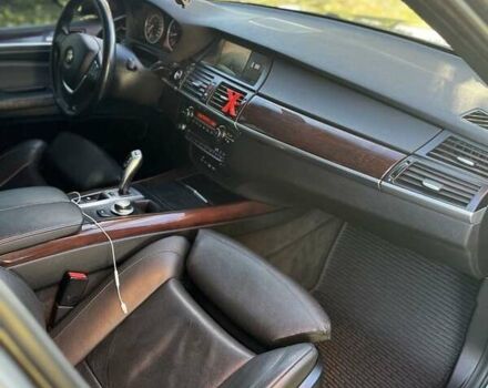 Серый БМВ Х5, объемом двигателя 4.8 л и пробегом 197 тыс. км за 12000 $, фото 18 на Automoto.ua