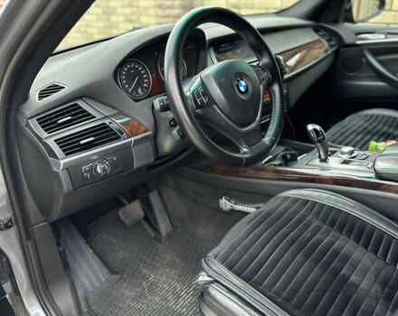 Сірий БМВ Х5, об'ємом двигуна 3 л та пробігом 255 тис. км за 16000 $, фото 8 на Automoto.ua