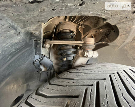 Серый БМВ Х5, объемом двигателя 3 л и пробегом 294 тыс. км за 17500 $, фото 20 на Automoto.ua