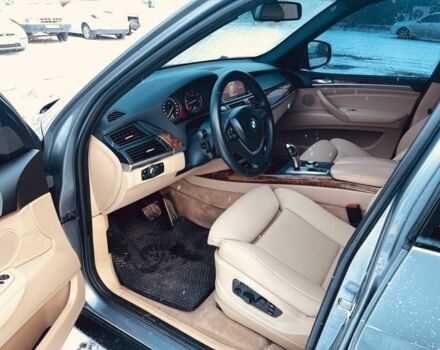 Сірий БМВ Х5, об'ємом двигуна 3 л та пробігом 428 тис. км за 13500 $, фото 6 на Automoto.ua