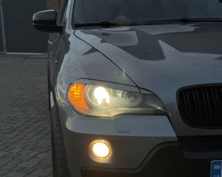 Серый БМВ Х5, объемом двигателя 3 л и пробегом 254 тыс. км за 13999 $, фото 18 на Automoto.ua