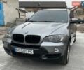 Серый БМВ Х5, объемом двигателя 3 л и пробегом 240 тыс. км за 11000 $, фото 1 на Automoto.ua