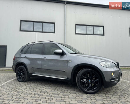 Серый БМВ Х5, объемом двигателя 3 л и пробегом 283 тыс. км за 13950 $, фото 4 на Automoto.ua