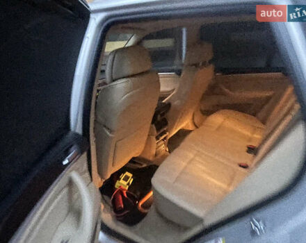 Сірий БМВ Х5, об'ємом двигуна 4.8 л та пробігом 238 тис. км за 13500 $, фото 5 на Automoto.ua