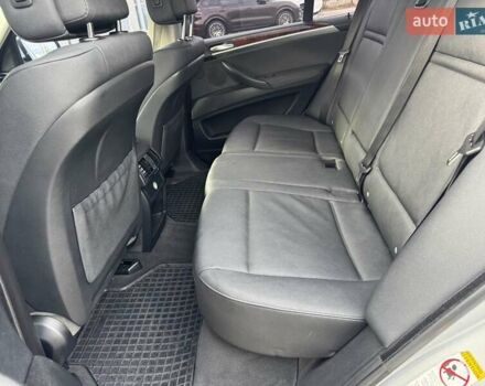 Сірий БМВ Х5, об'ємом двигуна 3 л та пробігом 240 тис. км за 10900 $, фото 56 на Automoto.ua