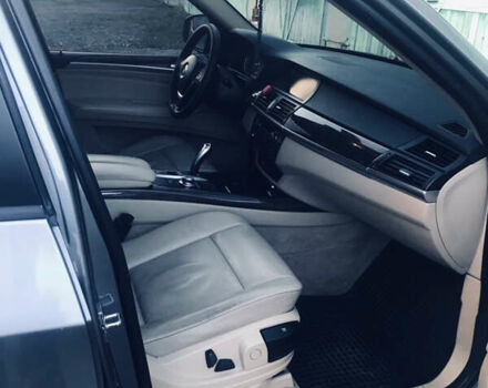 Сірий БМВ Х5, об'ємом двигуна 3 л та пробігом 400 тис. км за 14500 $, фото 4 на Automoto.ua