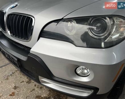 Сірий БМВ Х5, об'ємом двигуна 3 л та пробігом 240 тис. км за 10900 $, фото 71 на Automoto.ua