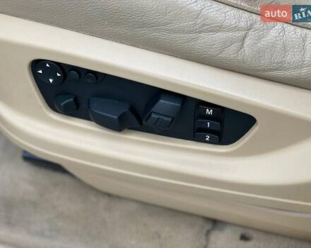 Серый БМВ Х5, объемом двигателя 3 л и пробегом 174 тыс. км за 13800 $, фото 1 на Automoto.ua