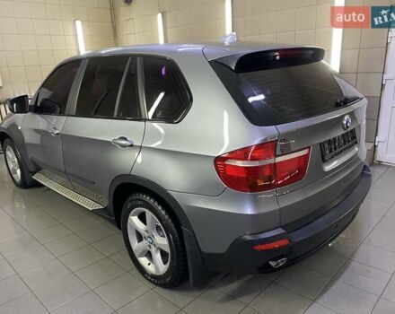 Серый БМВ Х5, объемом двигателя 3 л и пробегом 200 тыс. км за 13999 $, фото 7 на Automoto.ua