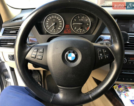 Сірий БМВ Х5, об'ємом двигуна 4.8 л та пробігом 238 тис. км за 13500 $, фото 7 на Automoto.ua