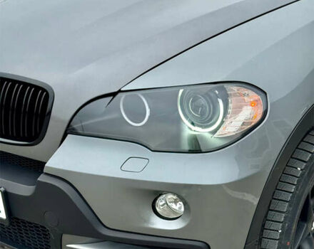 Серый БМВ Х5, объемом двигателя 3 л и пробегом 281 тыс. км за 12800 $, фото 13 на Automoto.ua