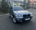 Серый БМВ Х5, объемом двигателя 3 л и пробегом 368 тыс. км за 13200 $, фото 1 на Automoto.ua