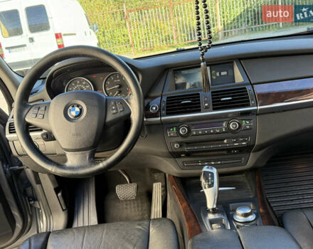 Сірий БМВ Х5, об'ємом двигуна 3 л та пробігом 260 тис. км за 11700 $, фото 57 на Automoto.ua
