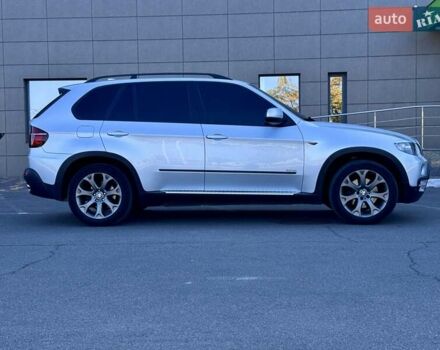 Серый БМВ Х5, объемом двигателя 3 л и пробегом 187 тыс. км за 9750 $, фото 2 на Automoto.ua